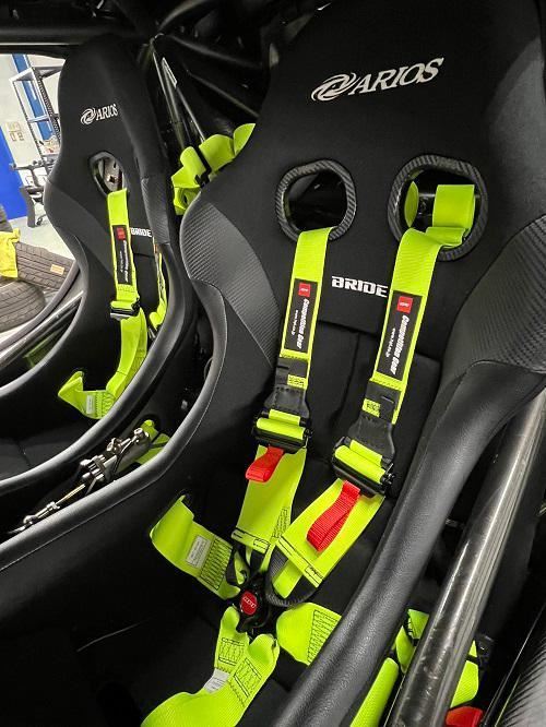 Personliga fluorescerande racerbälten, kom ihåg att köpa äkta